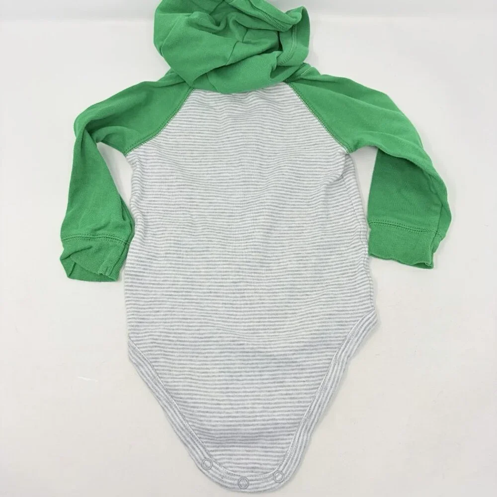 Carters Baby Boys Size 12 Months Lot‎ of 2 Bodysuit & Hooded Bodysuit Green 1684